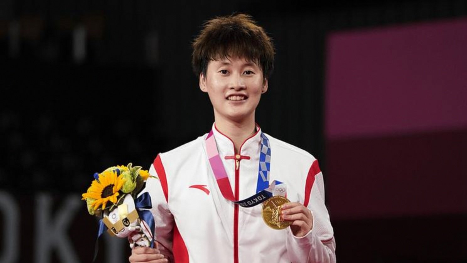 印尼羽毛球队翻盘英格兰羽毛球队，辛杜送出助攻