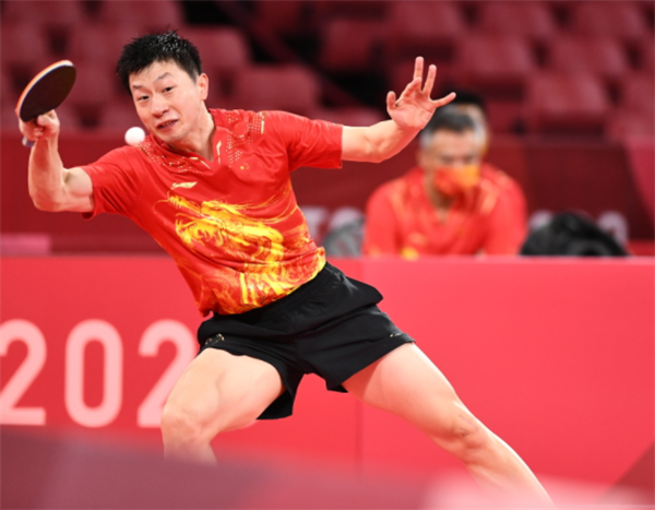 日本队翻盘葡萄牙队，马龙统治全场