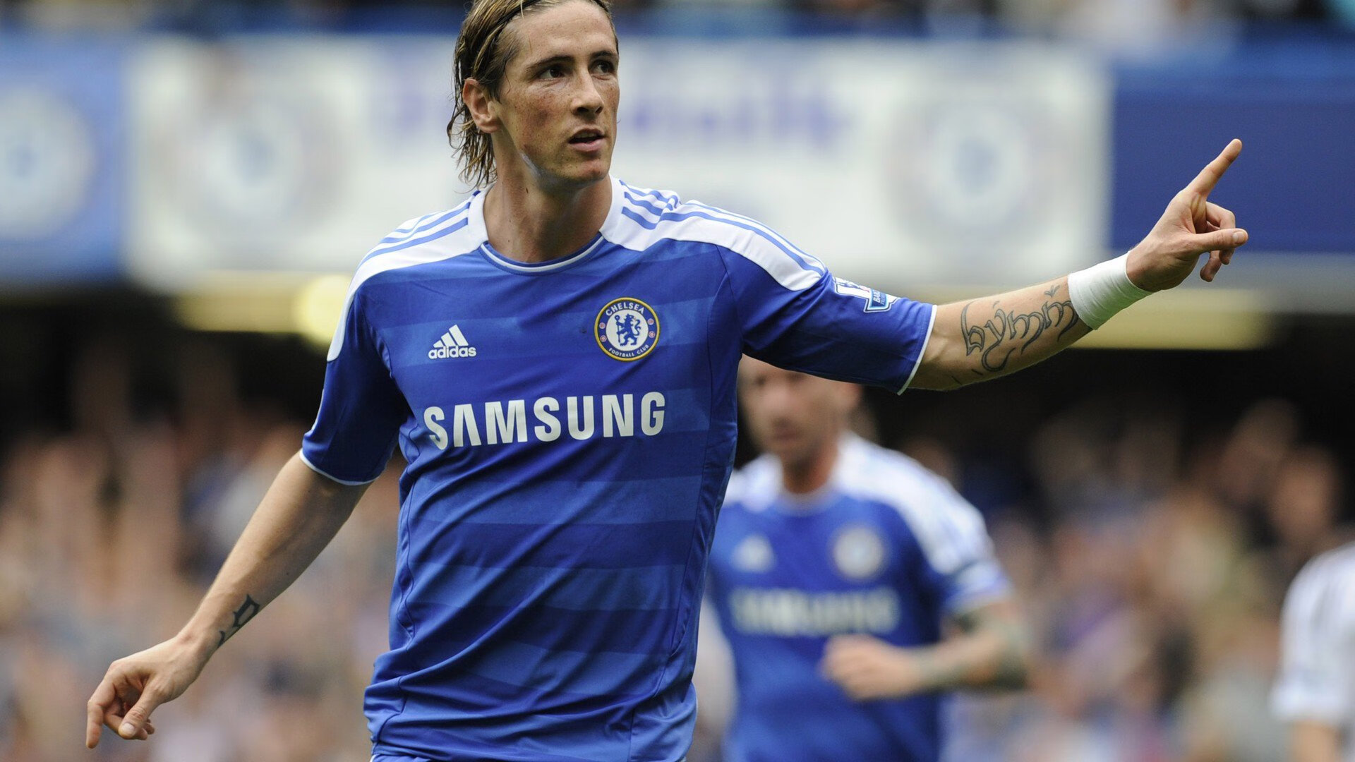 南美风暴与北非闪电,当委内瑞拉的硬仗哲学遇上萨拉赫的焦点时刻